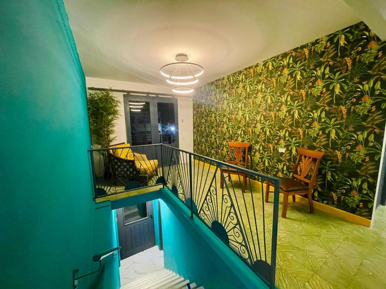Central Boutique Hotel オラニエスタッド エクステリア 写真